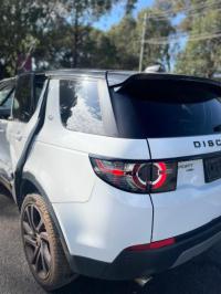 2017 Land Rover Discovery Sport image 3