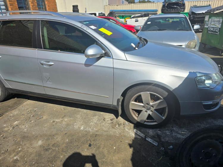 volkswagen Passat 2010 Parts & Wrecking