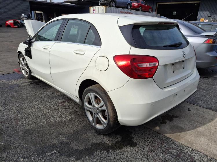 mercedes benz A Class A 180 BLUEEFFICENCY Feb 2014 Parts & Wrecking