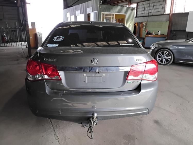 holden Cruxe CDX Nov 2011 Parts & Wrecking