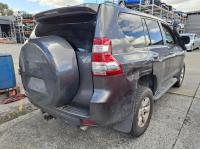 2014 Toyota Landcruiser KDJ150R image 3