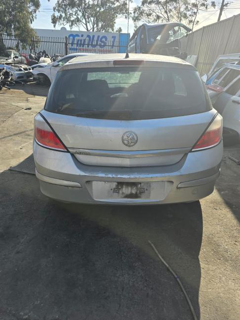 holden Astra 2007 Parts & Wrecking