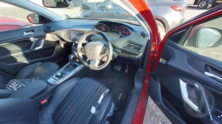 peugeot 308 Allure Hatch 2017 Parts & Wrecking