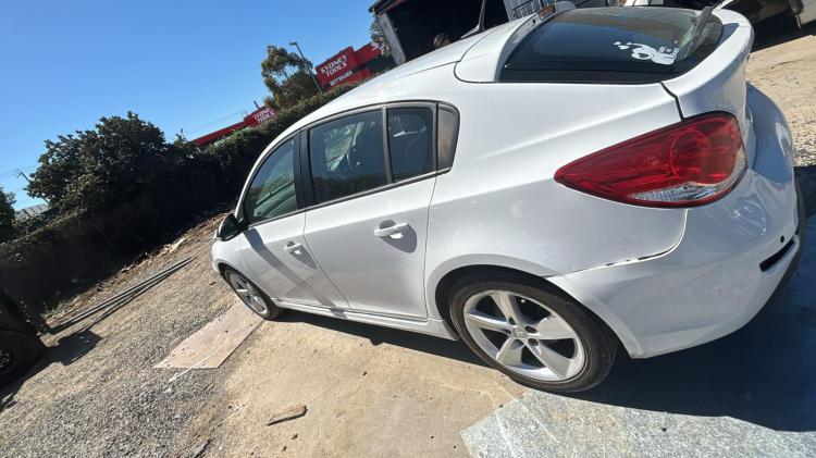 holden Cruze JH Oct 2015 Parts & Wrecking