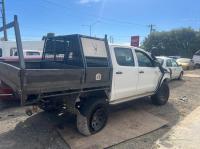 2015 Toyota Hilux KUN26R image 3