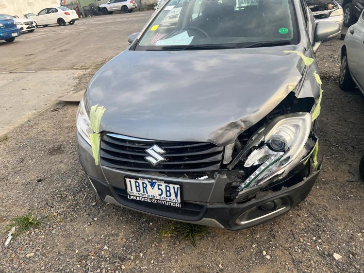 suzuki S-cross JY Feb 2014 Parts & Wrecking