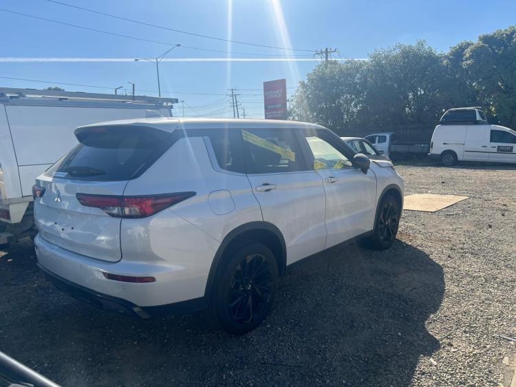 mitsubishi Outlander ZM Nov 2023 Parts & Wrecking