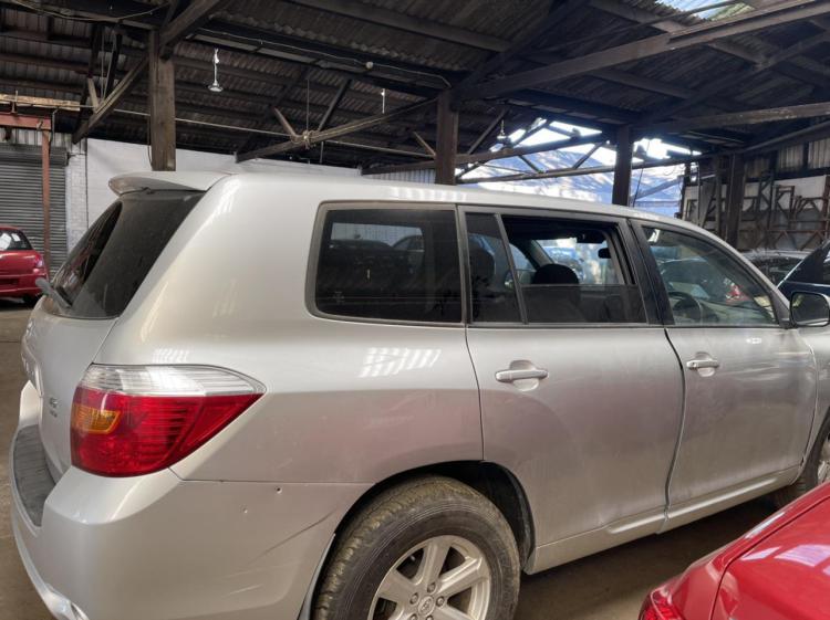 toyota Kluger 2010 Parts & Wrecking