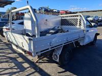 2016 Toyota Hilux TGN121R image 3