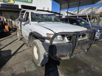 2001 Nissan Patrol GU DX image 3