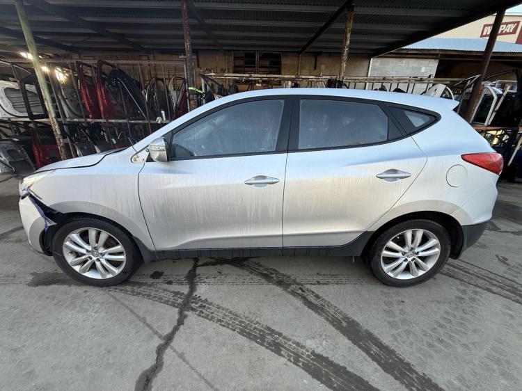 hyundai Ix35 LM Oct 2011 Parts & Wrecking