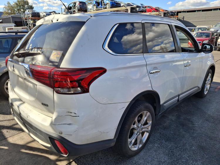 mitsubishi Outlander ZK Feb 2015 Parts & Wrecking