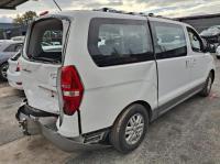 2016 Hyundai Iload/imax image 3