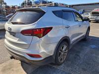 2016 Hyundai Santa Fe DM image 3