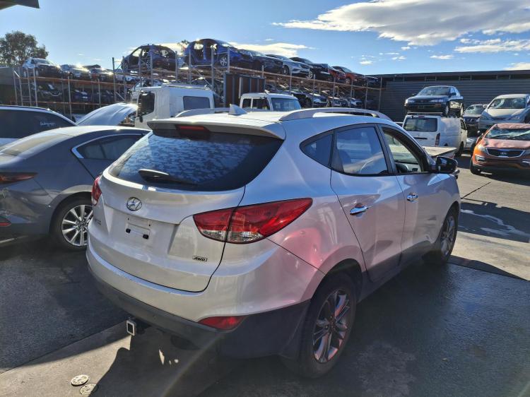 hyundai Ix35 LM Feb 2015 Parts & Wrecking