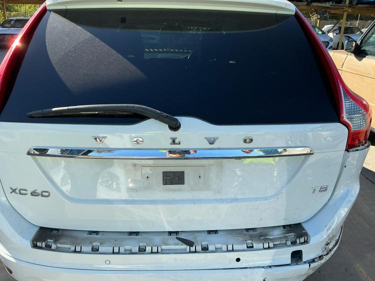 volvo Xc60 2014 Parts & Wrecking