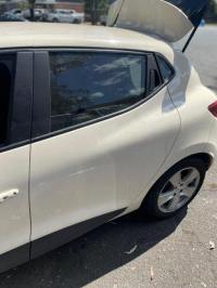 2015 Renault Clio image 3