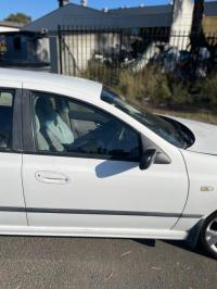 2003 Ford Falcon image 3