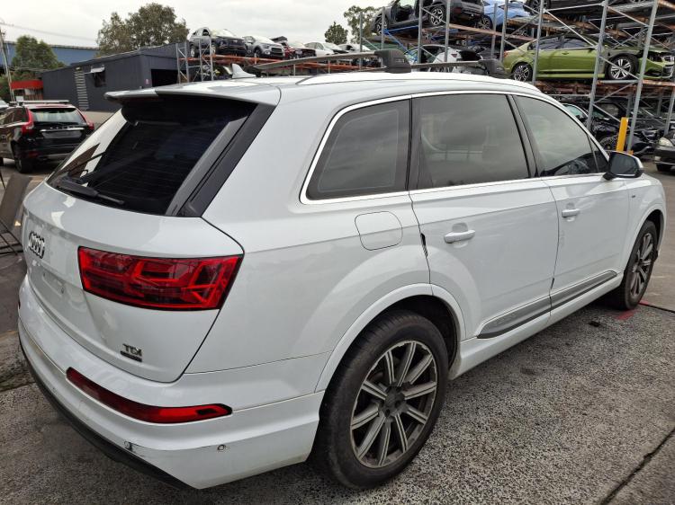 audi Q7 4M Dec 2017 Parts & Wrecking