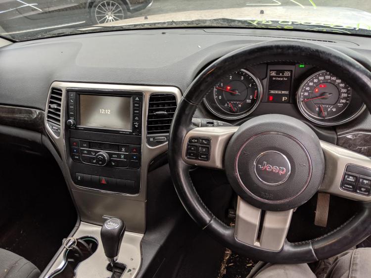 jeep Grand Cherokee LADERO Nov 2013 Parts & Wrecking