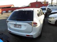 2013 Mitsubishi Outlander LS image 3