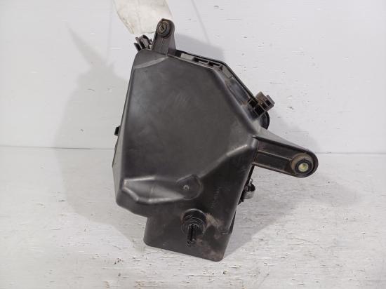 lexus Is250/is250c Oct 2005 AIR CLEANER/BOX 