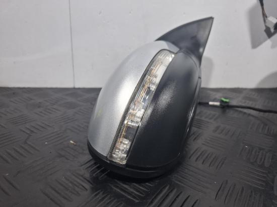 volkswagen Golf A6 May 2012 RIGHT DOOR MIRROR 