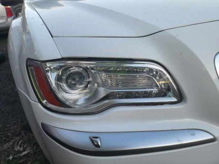 chrysler 300c Jul 2013 Parts & Wrecking