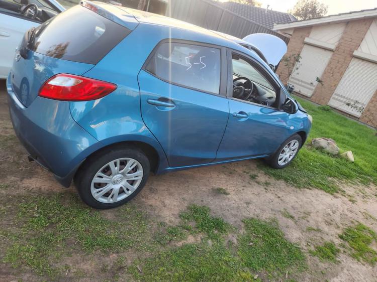 mazda 2 2 2 2012 Parts & Wrecking
