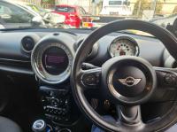 2011 Mini Countryman COOPERS image 3