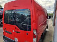 2017 Renault Master MWB MID ROOF X62 image 3