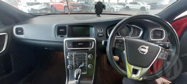 volvo S60 2014 Parts & Wrecking