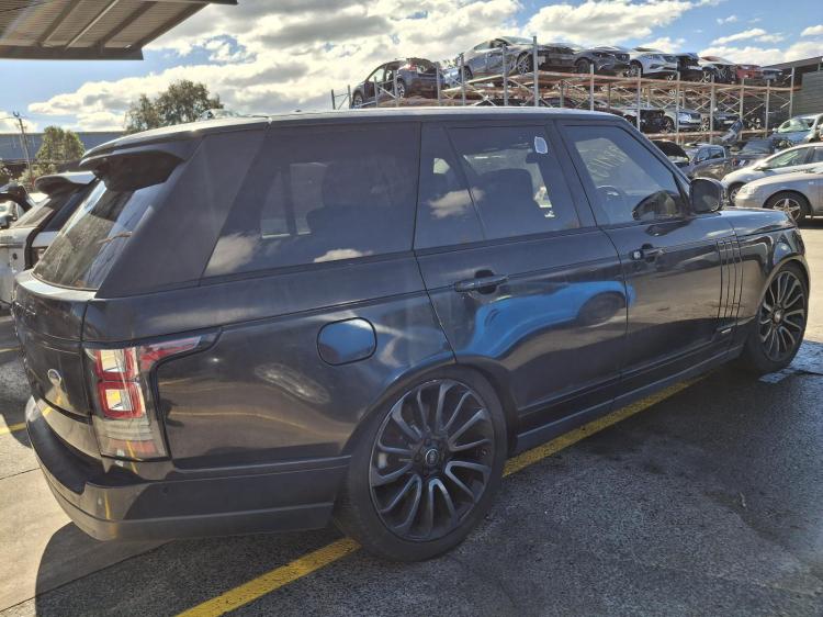 land rover Range Rover Nov 2016 Parts & Wrecking