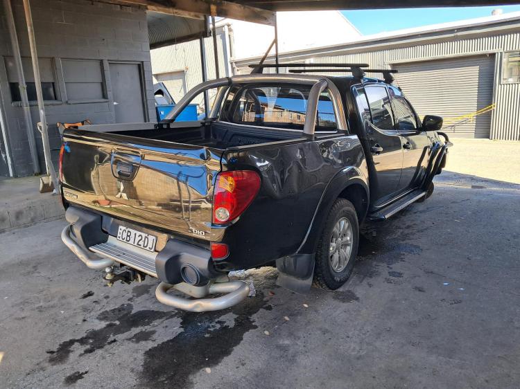 mitsubishi Triton MN Aug 2014 Parts & Wrecking