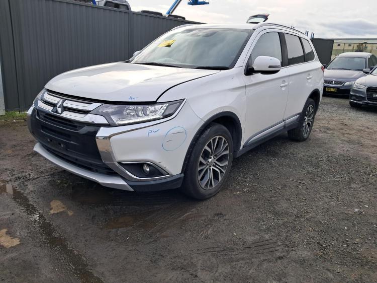 mitsubishi Outlander ZL Feb 2018 Parts & Wrecking