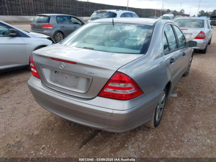 mercedes benz C-class C 180 K 2005 Parts & Wrecking