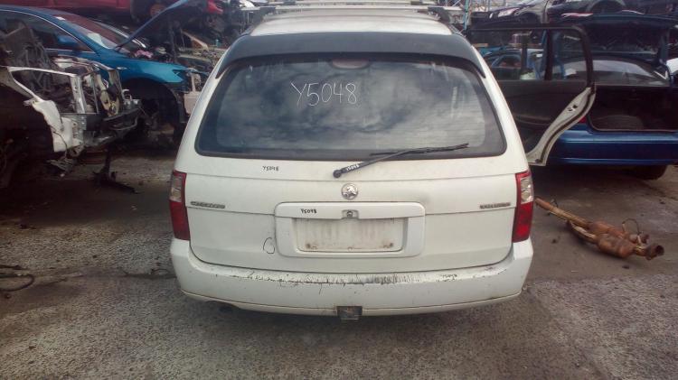 holden Commodore EXECUTIVE Jan 2006 Parts & Wrecking
