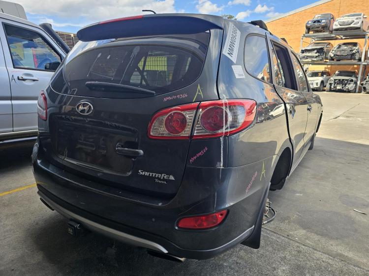 hyundai Santa Fe CM TRAIL Dec 2011 Parts & Wrecking