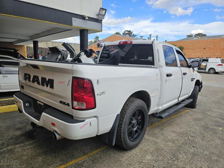 ram 1500 DS V8 HEMI Oct 2021 Parts & Wrecking