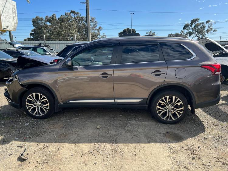 mitsubishi Outlander ZK-ZL Oct 2018 Parts & Wrecking