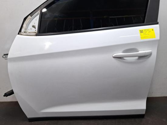 hyundai Tucson TL May 2017 LEFT FRONT DOOR 