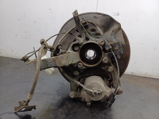 hyundai Tucson TL May 2017 RIGHT FRONT HUB ASSYMBLY