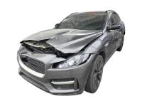 2017 Jaguar F Pace image 3