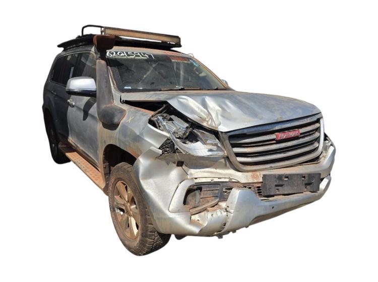 haval H9 LUX 4WD May 2015 Parts & Wrecking