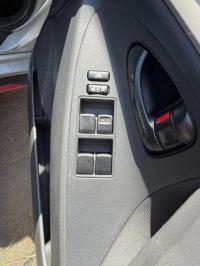 2010 Toyota Aurion image 3