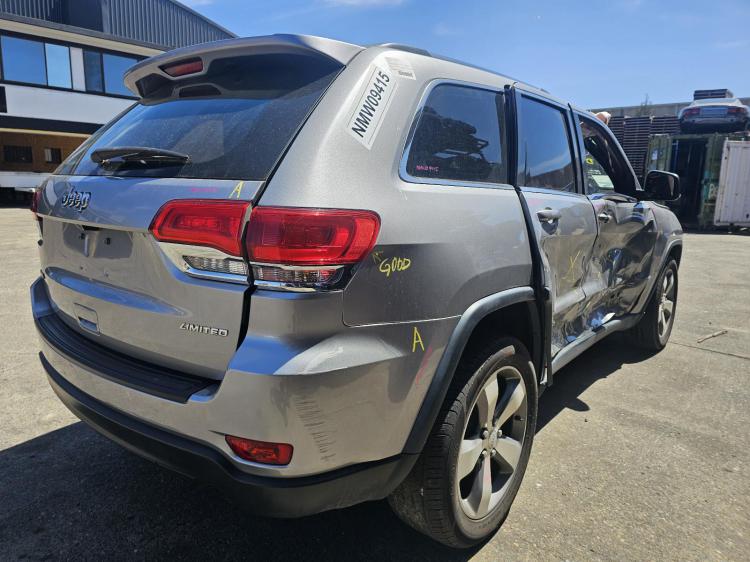 jeep Grand Cherokee LAREDO 4X2 Oct 2014 Parts & Wrecking