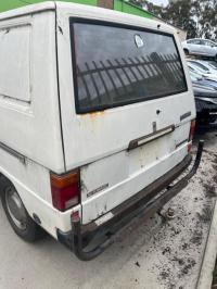 1984 Mitsubishi L300 Van image 3