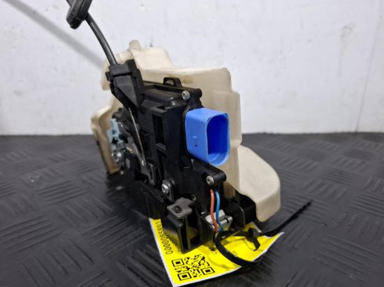volkswagen 2012 LOCK MECHANISM