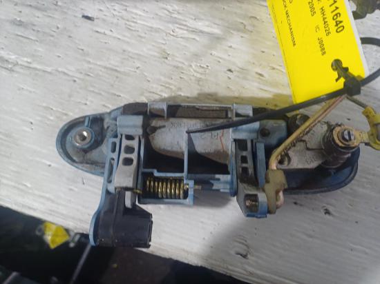 toyota Echo NCP10R Jan 2005 LOCK MECHANISM