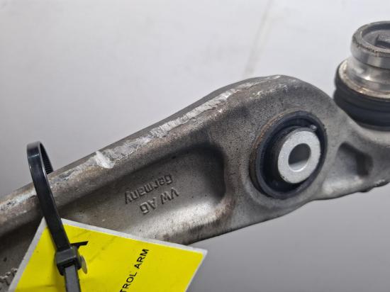 audi A4 2.0 TFSI CUATTRO Dec 2018 LEFT FRONT LOWER CONTROL ARM 